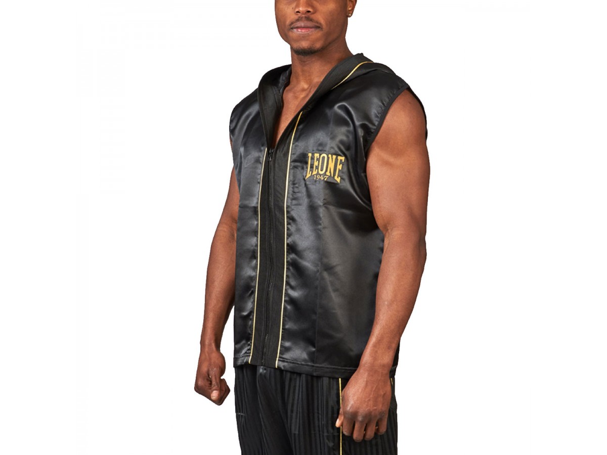 View our Leone 1947 sleeveless Boxing Gown PREMIUM AB261 at Barbari